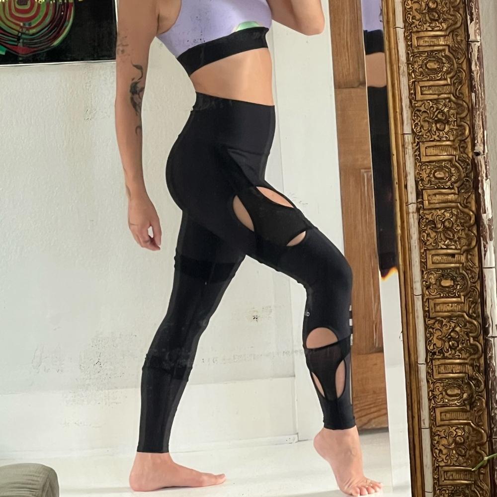 ALO Yoga Black Cutout Leggings